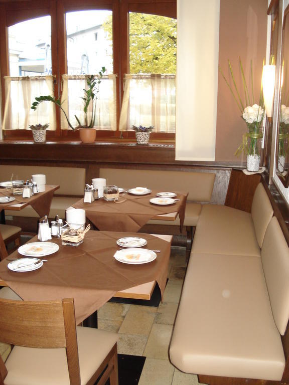 Hotel Almtalerhof Traun Zewnętrze zdjęcie